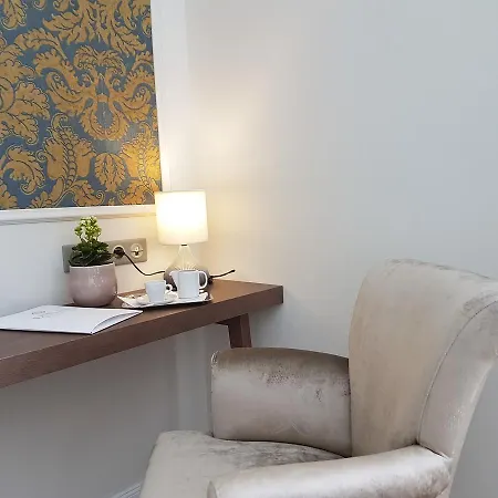 Ditlin Hotel 4*